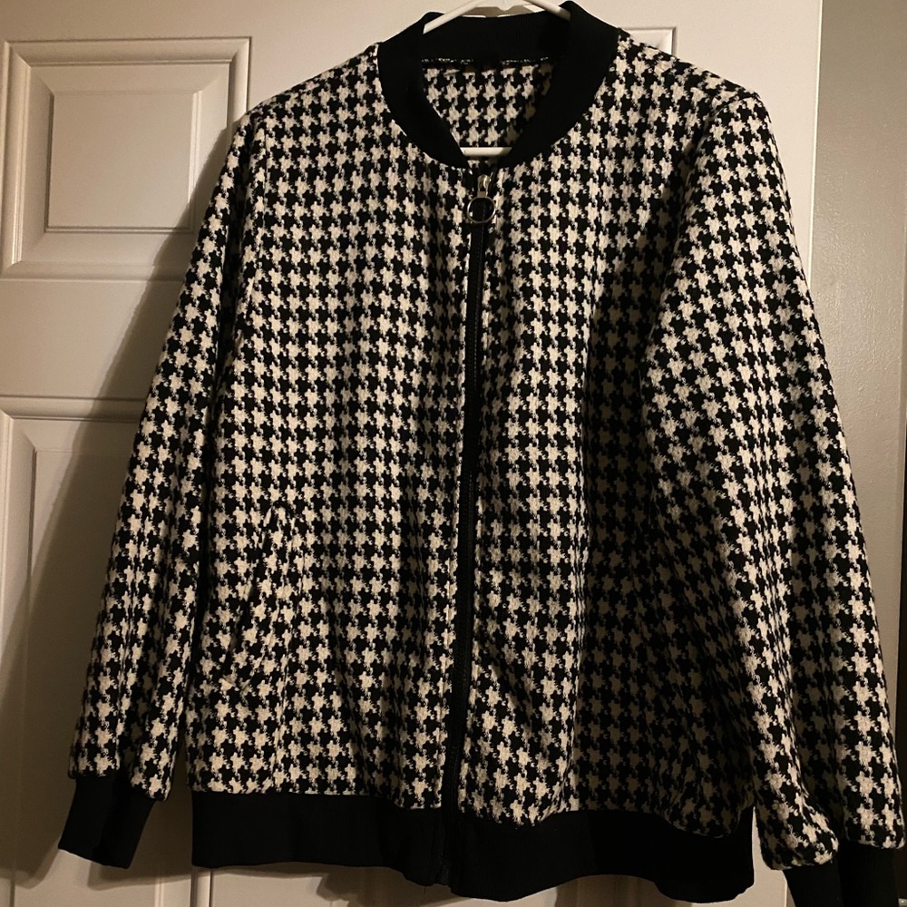Black a white bomber